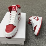 Air Jordan 1 Mid Red Toe Style:554724-161