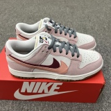 Nike Dunk Low SE Style:DO9457-120