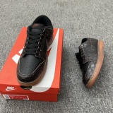 Nike Dunk Low SE Velvet Brown and Black Style:DV1024-010