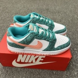 Nike Dunk Low Snakeskin Style:DR8577-300