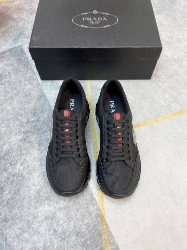 Prada men's casual shoes low -top shoes