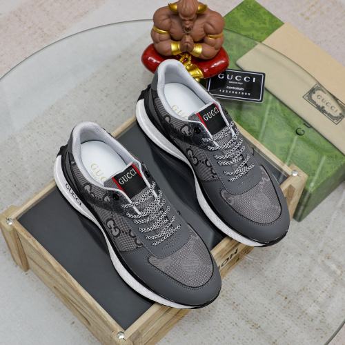 GUCCI men's casual shoes set model