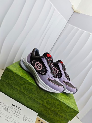 Gucci Run sports shoes