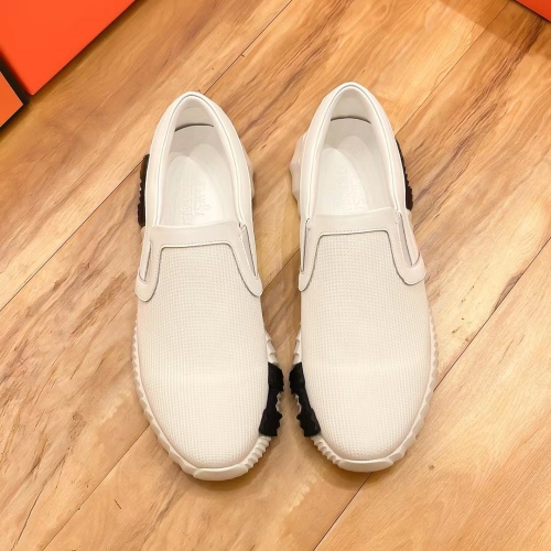 Hermes new series of breathable canvas sleeve sneakers