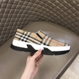 Burberry high -end fashion show UNION sports shoes