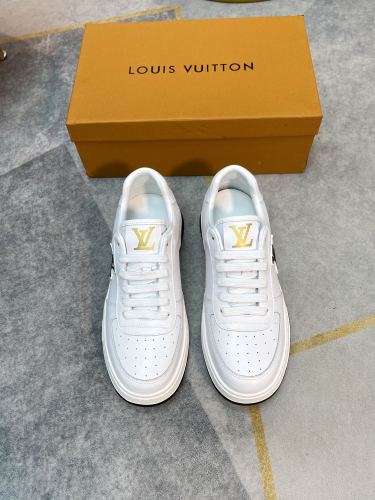 Louis vuitton men's casual board sneakers