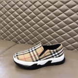 Burberry high -end fashion show UNION sports shoes