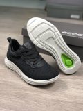 ECCO contrasting sports shoes Men's new breathable footwear movements lightweight 834824