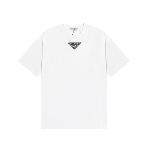 Prada 22SS spring and summer triangle drilling label short sleeves