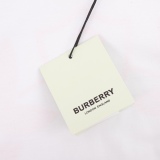 Burberry oak leaf badge embroidered round neck T -shirt