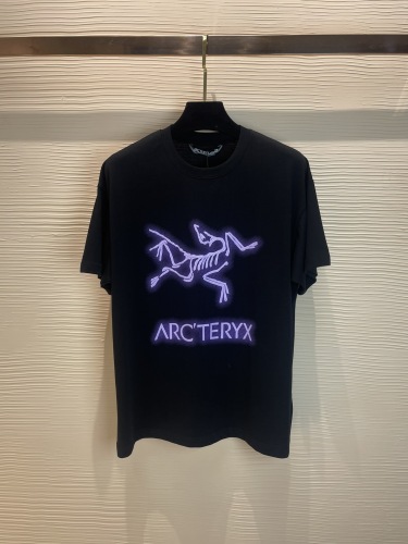Arc'Teryx Teryxarc'eryx 2023 Exquisite Printing Craft T -shirt on the chest