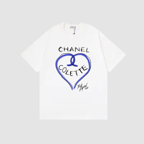 CHANEL collaborative model love print pattern T -shirt