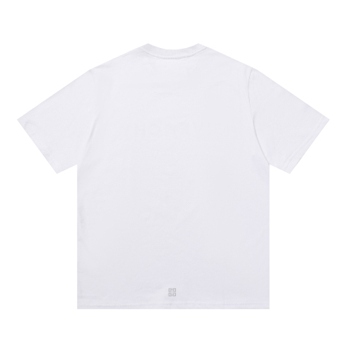 Givenchy l Classic reflective letter logo