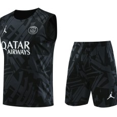 2023/24 PSG Black Training Shorts Suit