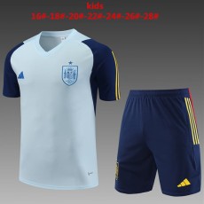2023/24 Spain Kids Training Shorts Suit