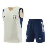 2023/24 Italy Training Shorts Suit