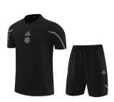 2024/25 Man Utd Black Training Shorts Suit