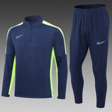 23 24 Half Pull Tracksuit AAA43583