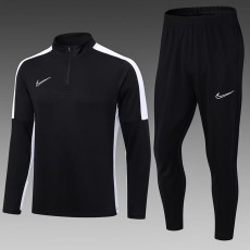 23 24 Half Pull Tracksuit AAA43585