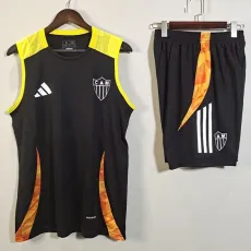2025/26 Atletico Mineiro Black Training Shorts Suit