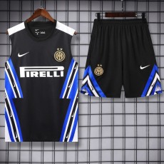 2025/26 INT Black Training Shorts Suit