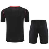 2025/26 Man Utd Black Training Shorts Suit