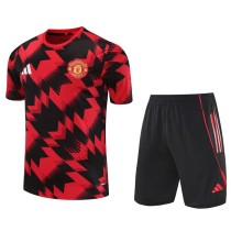 2025/26 Man Utd Red Training Shorts Suit