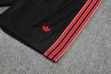 2025/26 Man Utd Black Training Shorts Suit