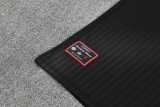 2025/26 Man Utd Black Training Shorts Suit