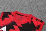 2025/26 Man Utd Red Training Shorts Suit