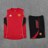 2025/26 Man Utd Red Training Shorts Suit