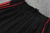 2025/26 Man Utd Red Training Shorts Suit