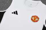 2025/26 Man Utd White Training Shorts Suit