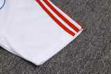 2025/26 Bayern White Training Shorts Suit