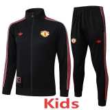2025/26 Man Utd Black Kids Tracksuit