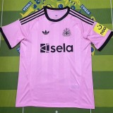 2025/26 Newcastle GKP Pink Fans Soccer jersey