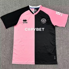 2025/26 Queens Park Rangers Away Pink Fans Soccer jersey