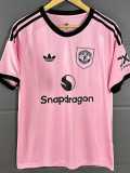 2025/26 Man Utd GKP Pink Fans Soccer jersey