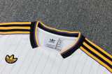 2025/26 Man Utd White Training Shorts Suit