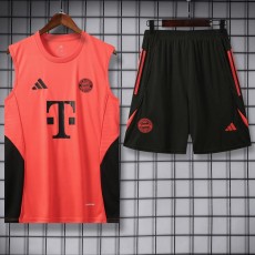 2025/26 Bayern Orange Training Shorts Suit