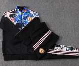 26/27 Man Utd Black Kids Tracksuit