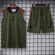 2026/27 Bayern Green Training Shorts Suit