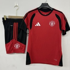 2026/27 Man Utd Red Training Shorts Suit