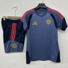 2026/27 Bayern Gray Training Shorts Suit