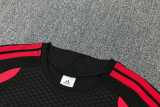 2026/27 Man Utd Black Training Shorts Suit