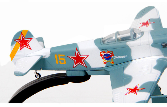 Classic Fighter Model 1:72 Alloy Model of Soviet Yak-3 Ffighter