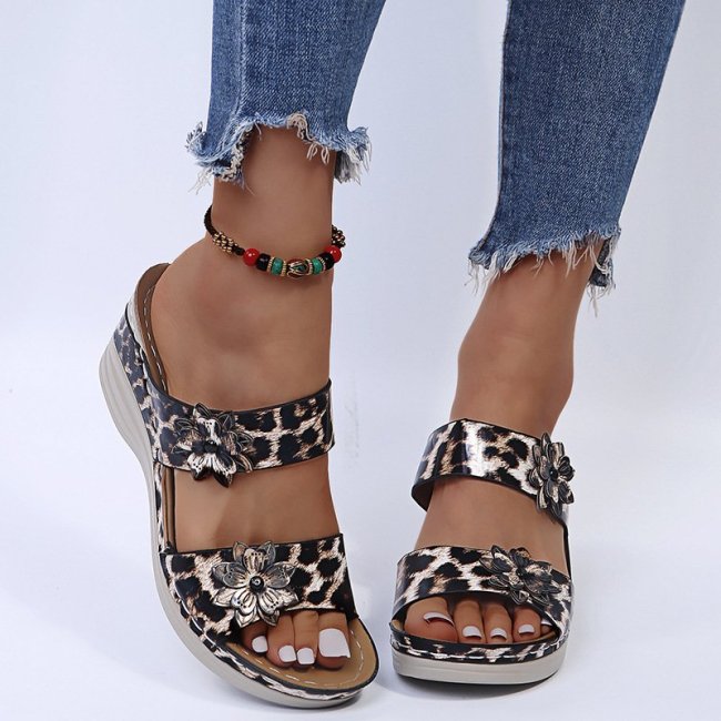 2022 🌹New Leopard Print Leather Wedge Soft Sole Sandals