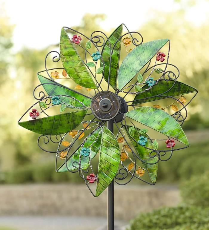 Metal Leaf and Flower Wind Spinner with Solar Lights