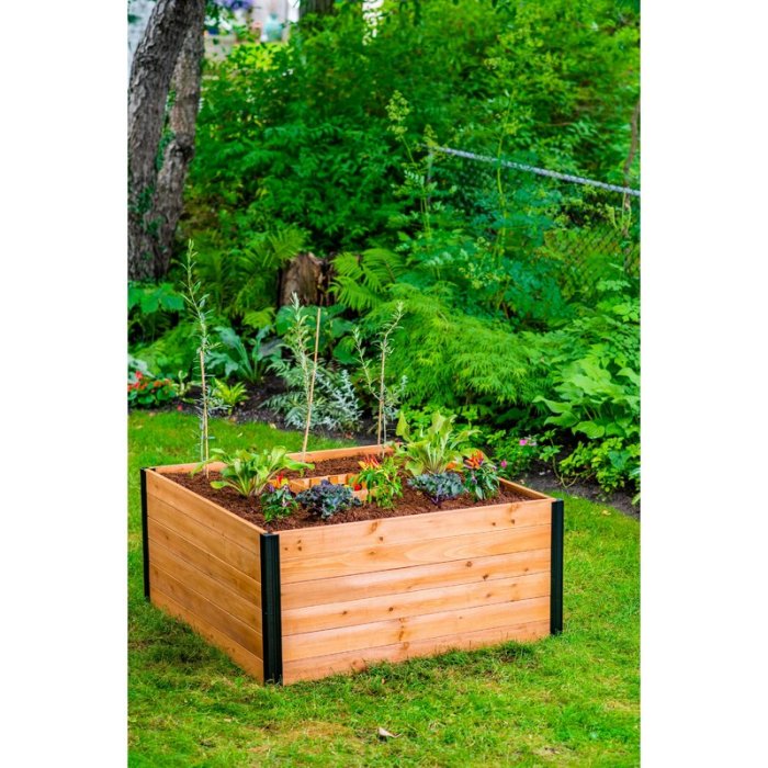 Mezza Keyhole Composting Wood Raised Garden Bed