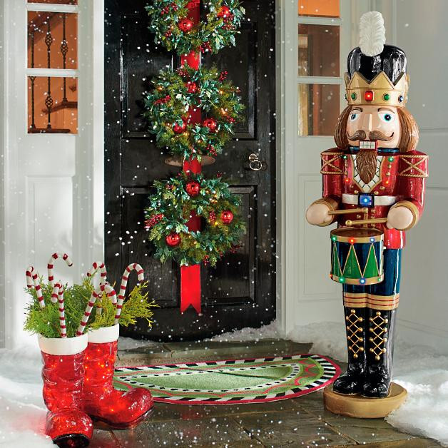 Outdoor Decorate Christmas 5' Musical Nutcracker
